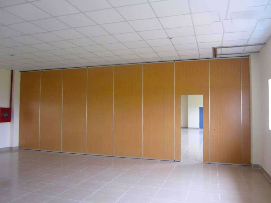 Vách ngăn PVC cố định