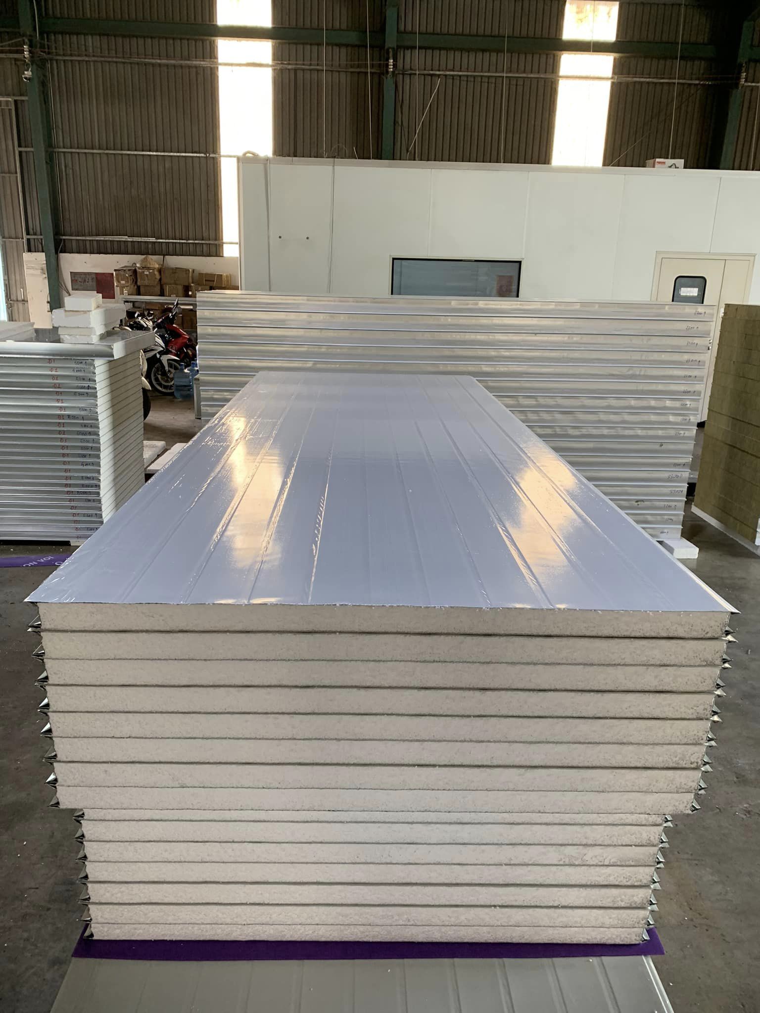 Xây nhà trọ bằng Panel PU/EPS – Tiết kiệm thời gian và chi phí