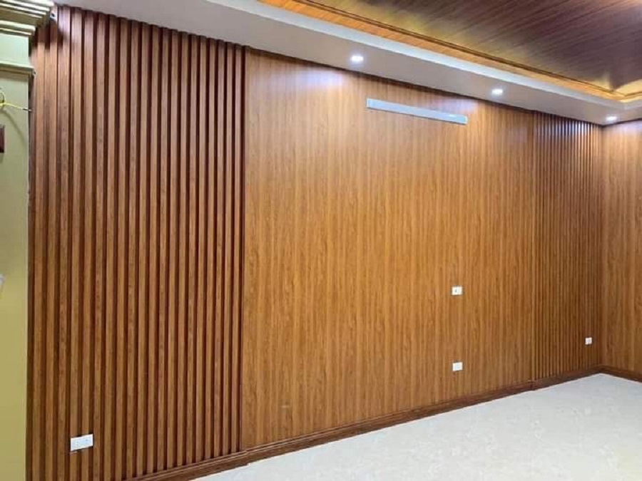 vách ngăn nhựa giả gỗ